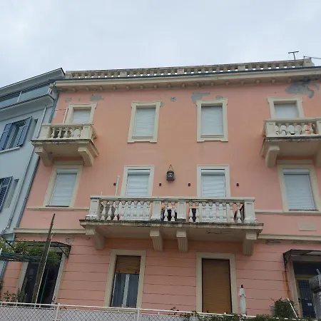 Royal Balcony Al Mare * 로비니