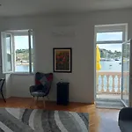 Royal Balcony Al Mare Apartmán