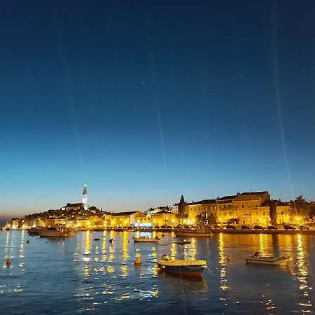 Royal Balcony Al Mare Apartment *