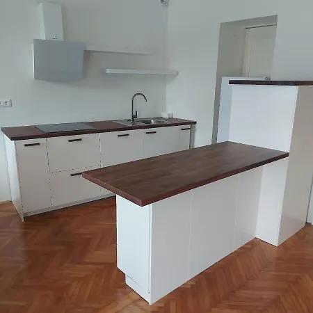 Royal Balcony Al Mare *