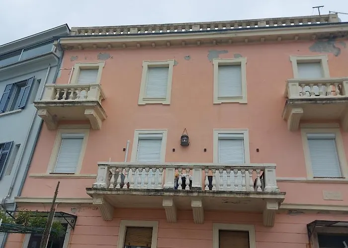 Royal Balcony Al Mare * Ρόβινι