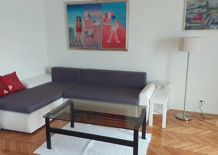 Royal Balcony Al Mare * ロヴィニ