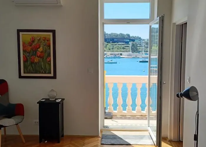 Royal Balcony Al Mare Διαμέρισμα