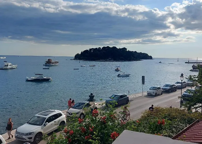 Royal Balcony Al Mare Διαμέρισμα