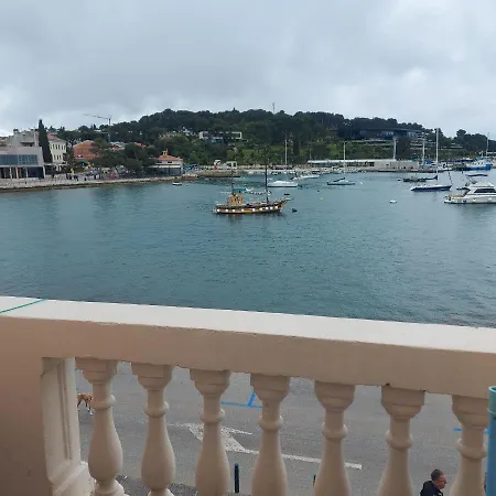 Royal Balcony Al Mare 公寓 *