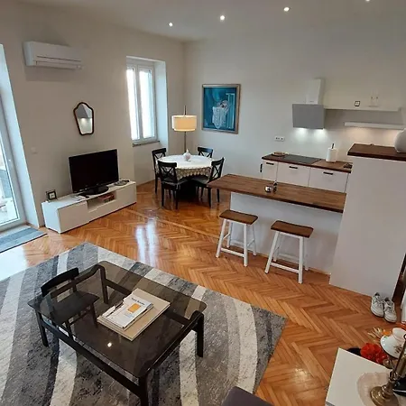 Apartament Royal Balcony Al Mare Rovinj